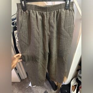 Good Condition Dress plaided pants . Size M 32x32